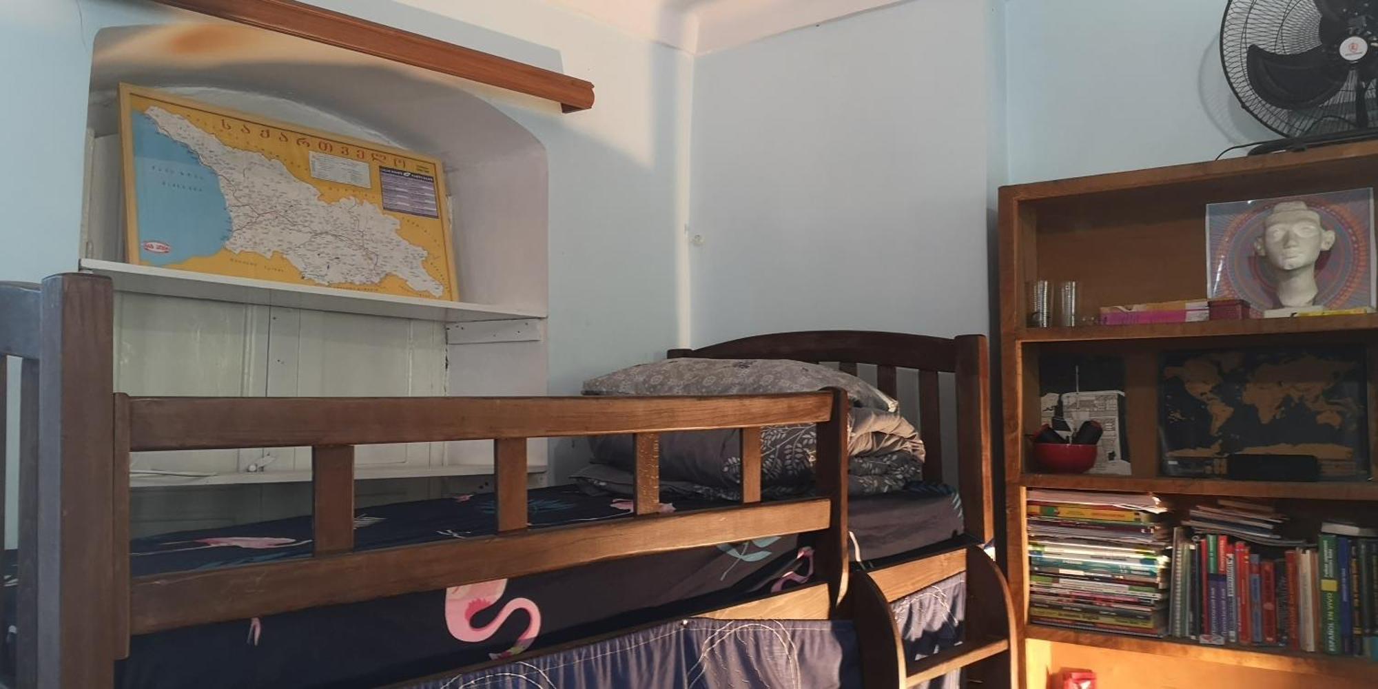 El Hostal Tbilisi Ngoại thất bức ảnh